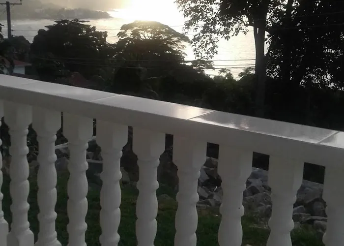 Jbillaselfcatering Beau Vallon